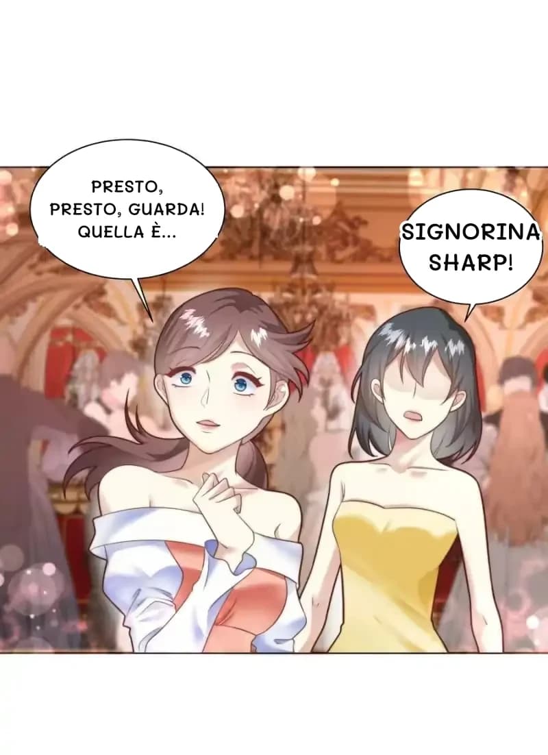 Presto, presto, guarda! Quella è...
Signorina Sharp!