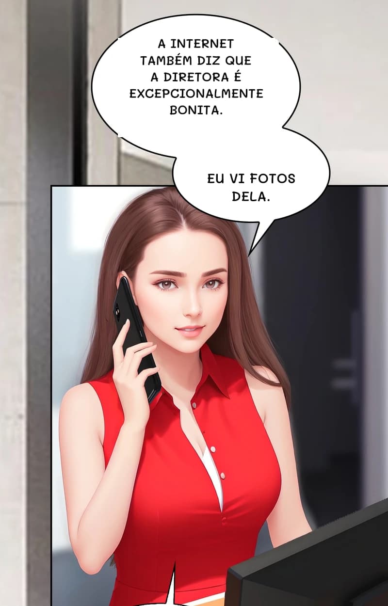 A internet também diz que a diretora é excepcionalmente bonita.
Eu vi fotos dela.