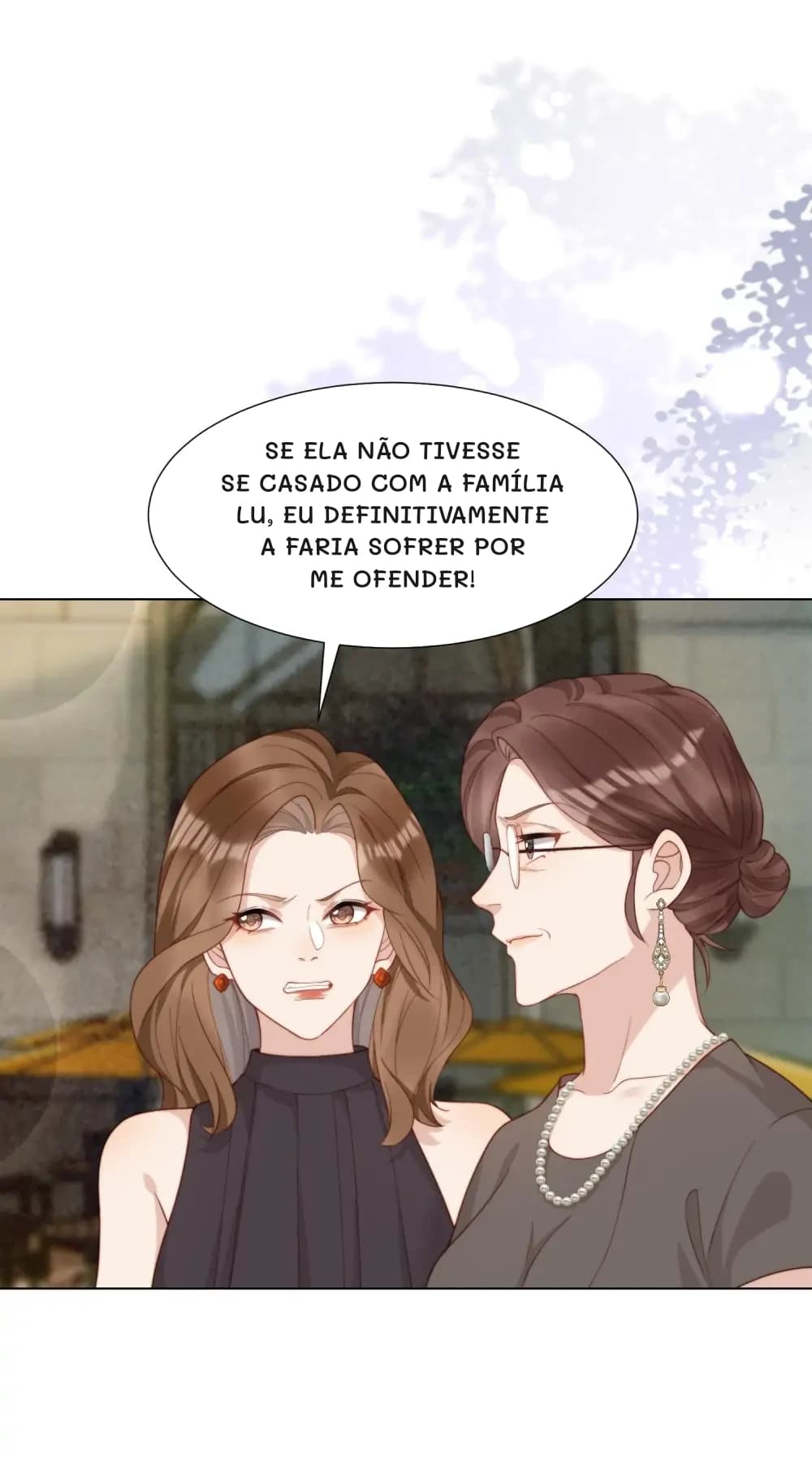 Se ela não tivesse se casado com a família Lu, eu definitivamente a faria sofrer por me ofender!