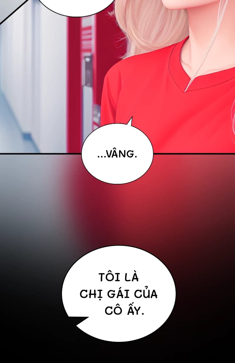 ...vâng.
Tôi là chị gái của cô ấy.