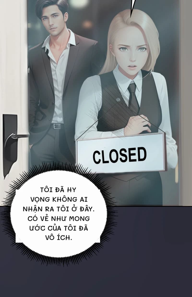 Tôi đã hy vọng không ai nhận ra tôi ở đây. Có vẻ như mong ước của tôi đã vô ích.