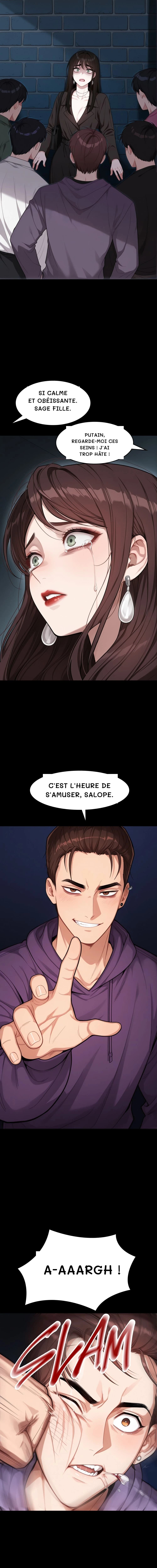 Si calme et obéissante. Sage fille.
Putain, regarde-moi ces seins ! J'ai trop hâte !
C'est l'heure de s'amuser, salope.
A-aaargh !